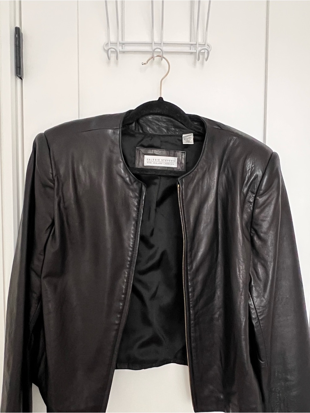 Valerie Stevens womenβs Black Leather Zip-Front Jacket